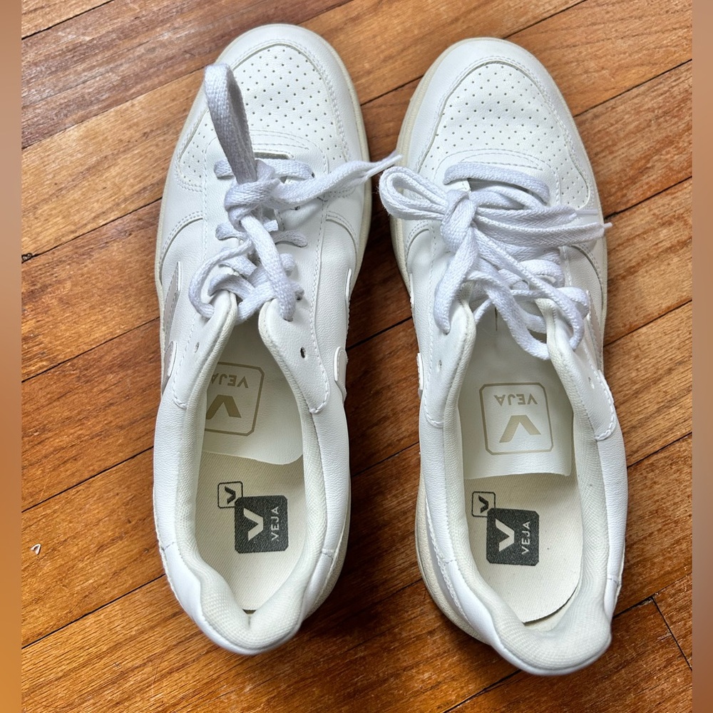 Veja Sneakers